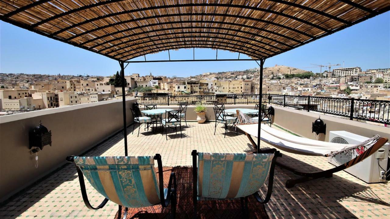 R'Mila Medina Fez Hotel Bagian luar foto