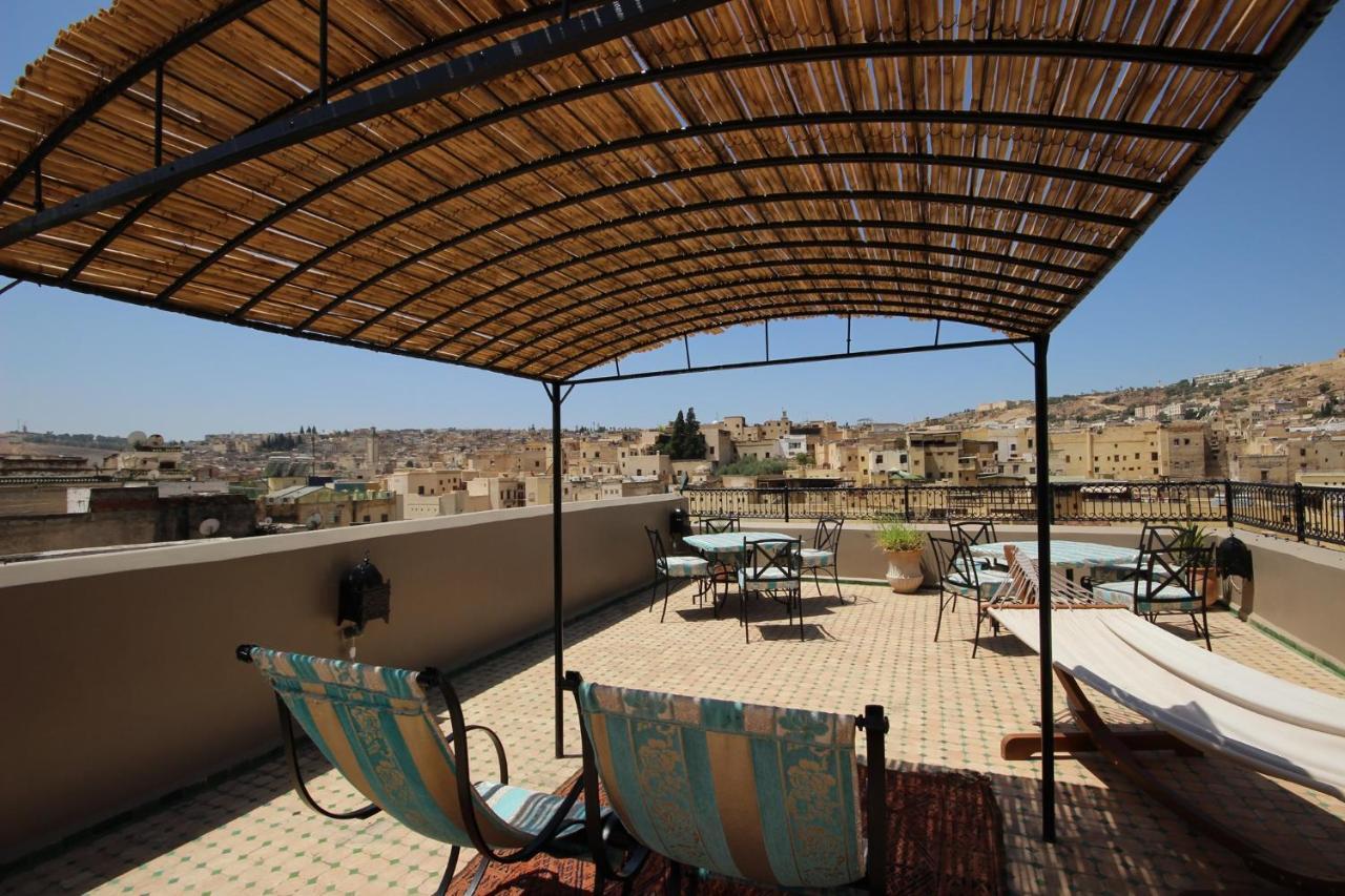 R'Mila Medina Fez Hotel Bagian luar foto